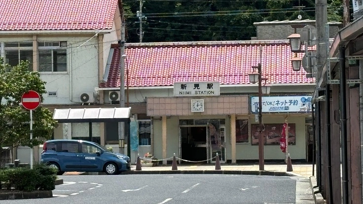 新見市駅前活性化を目指す、大正モダン建築(旧上市郵便局)再事業 2枚目