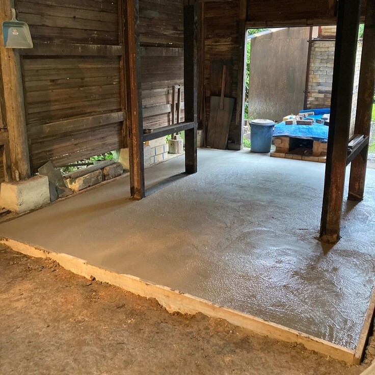 基礎工事を終えた「游戯窯」の窯場