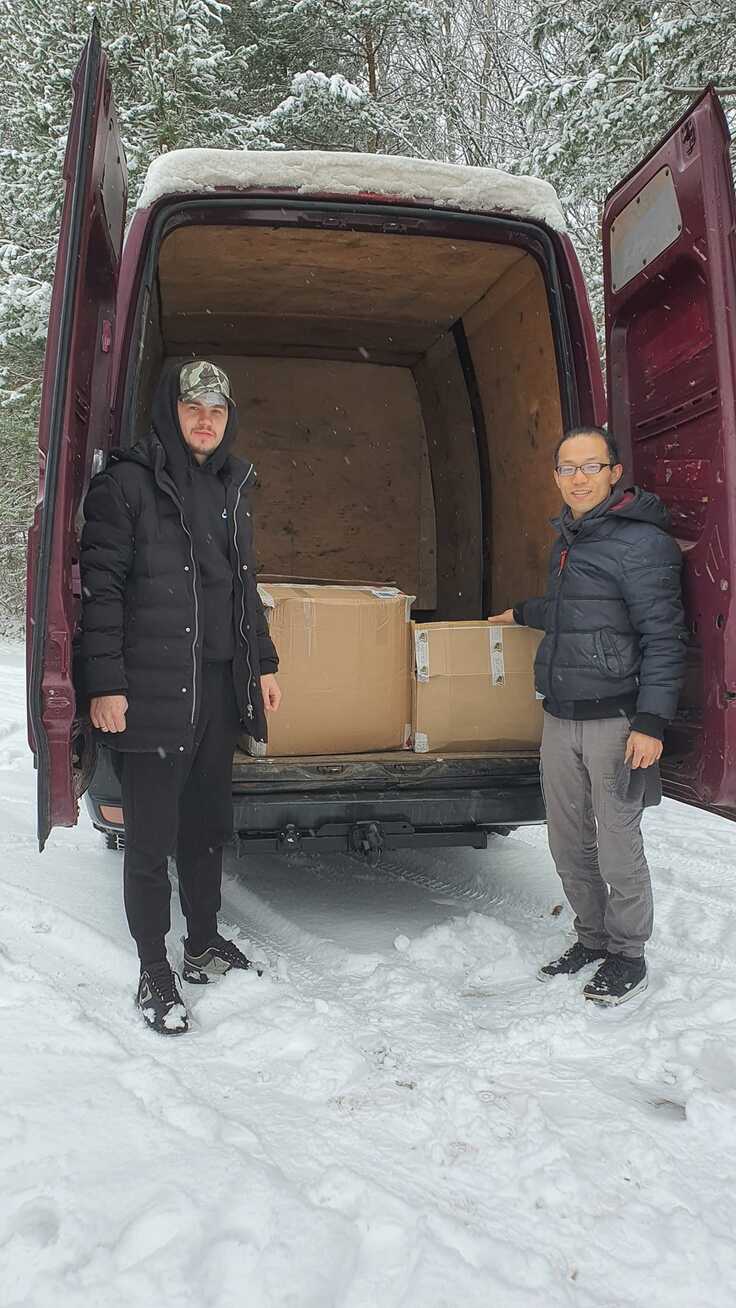 リヴィウ州グリニャニ郡に医療物資と防寒具を搬入