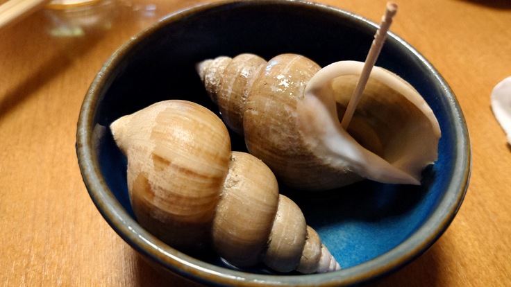 富山の郷土料理として知られる「バイ貝」の煮付け