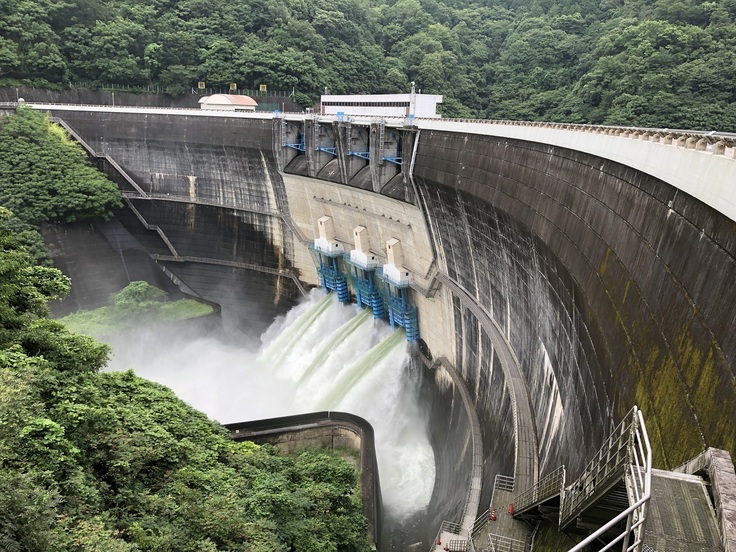 天ケ瀬ダム.jpg
