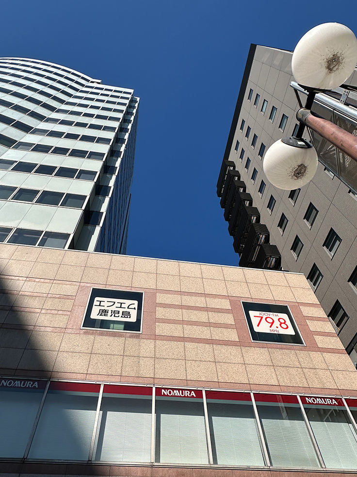 FM鹿児島のスタジオ