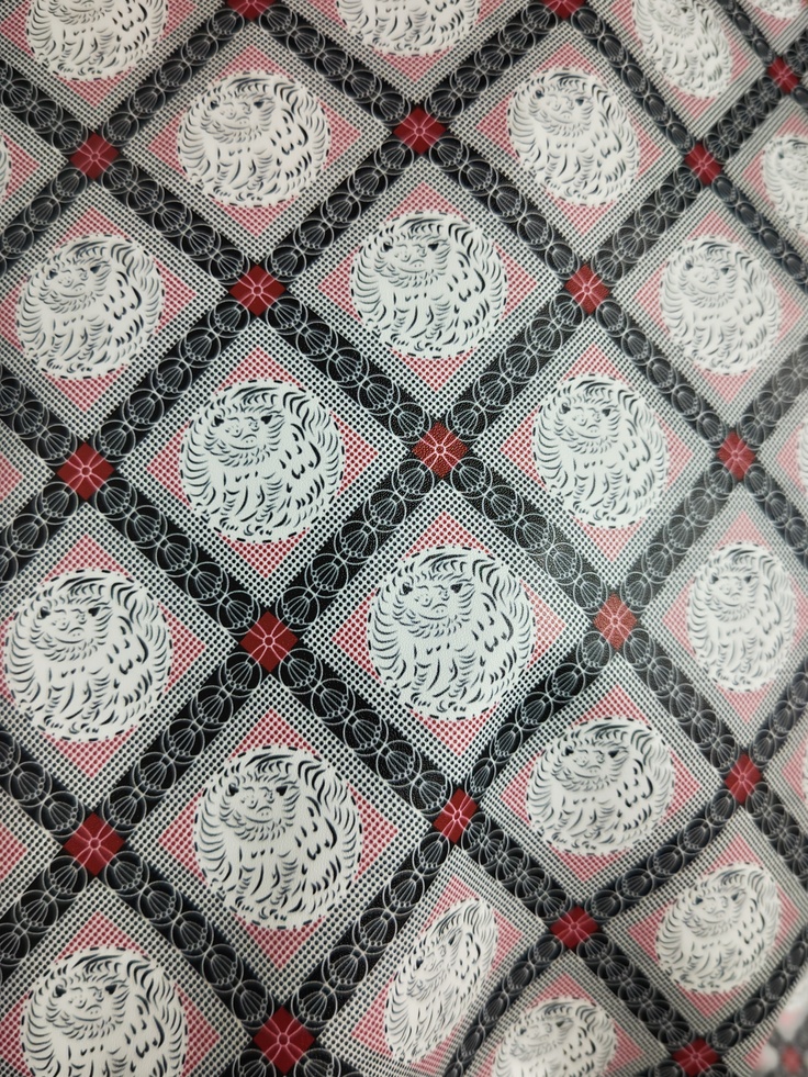 こちらが絵韋（えがわ）。既に板物（いたもの）の形に切り出しました。