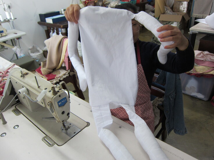 胴体は後からわたを詰めるようで、少しずつ形になってきました