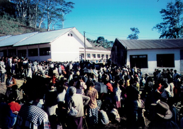 国家議員の選挙日の様子