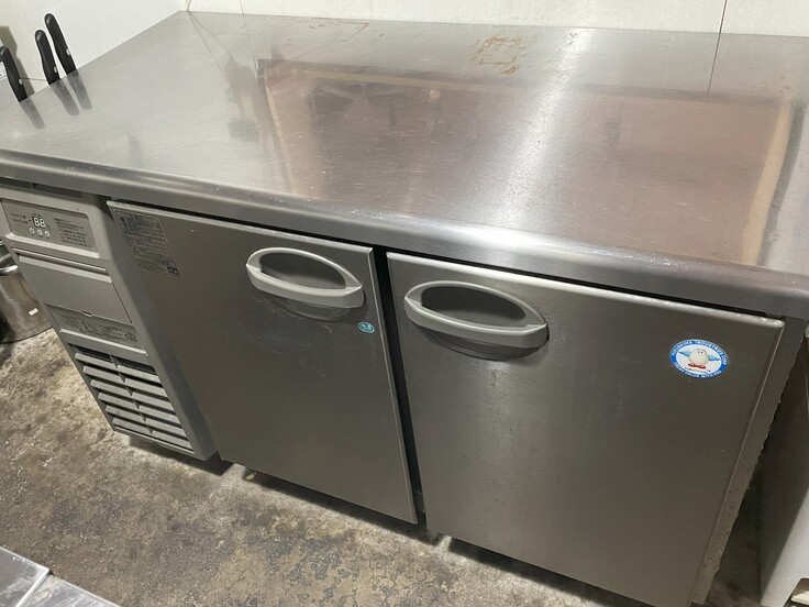 コールドテーブル