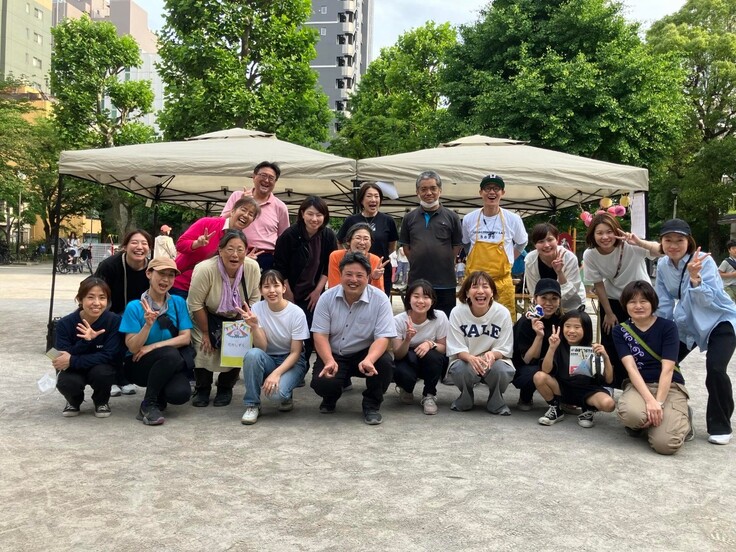 下町そぞろマルシェのメンバーと記念撮影