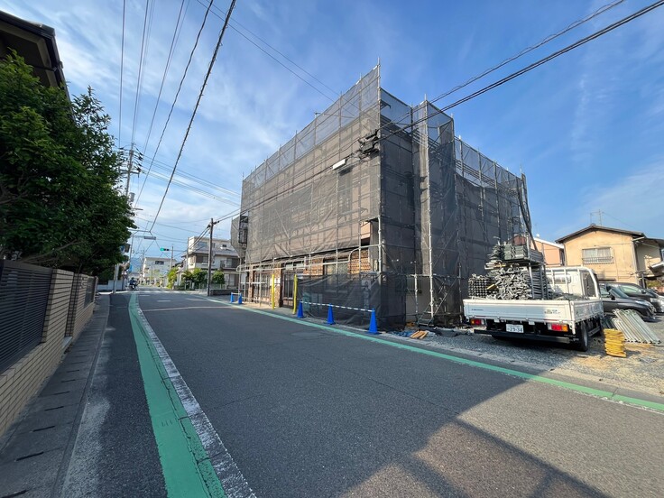 予算の関係上、施設の顔となる玄関は改修せずにオープンする予定