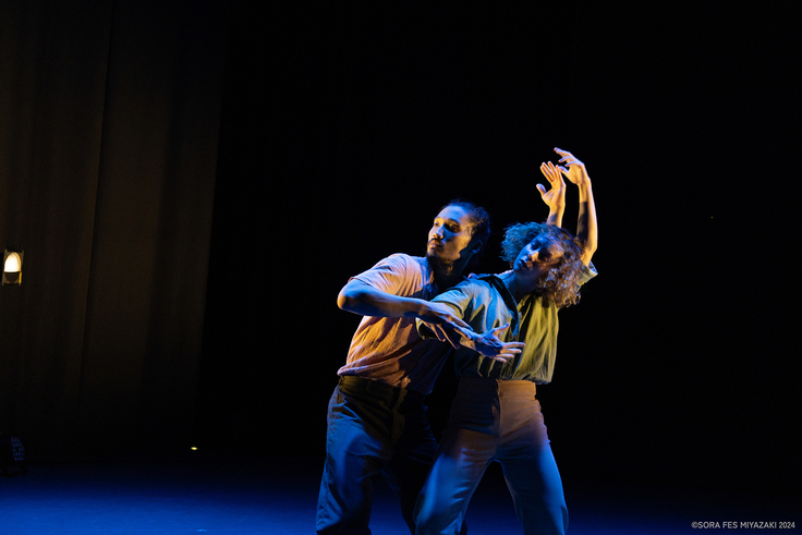 リトアニアのマリーン・フェルナンデスとイ・フンウォンの踊りの様子