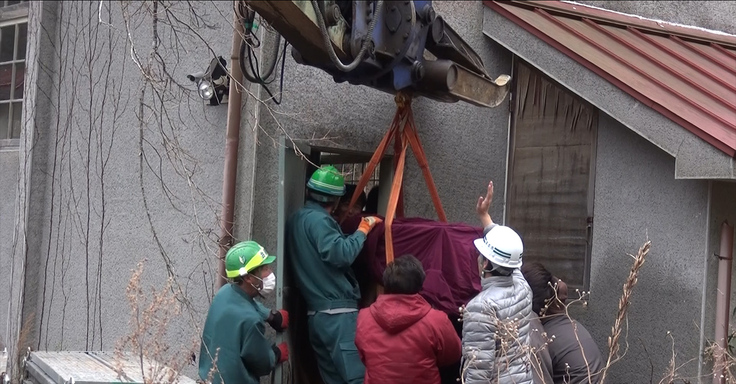 宮古市・鵜磯小被災ピアノ