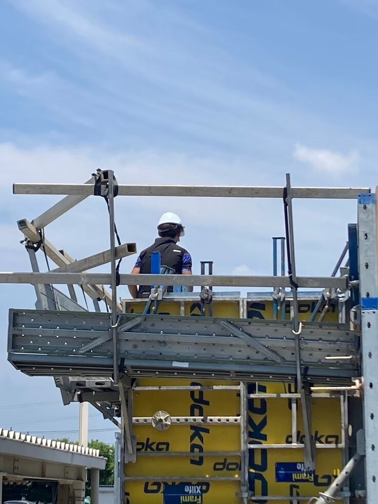 DOKAシステム型枠加工及び組立状況1 ものつくり大学にて