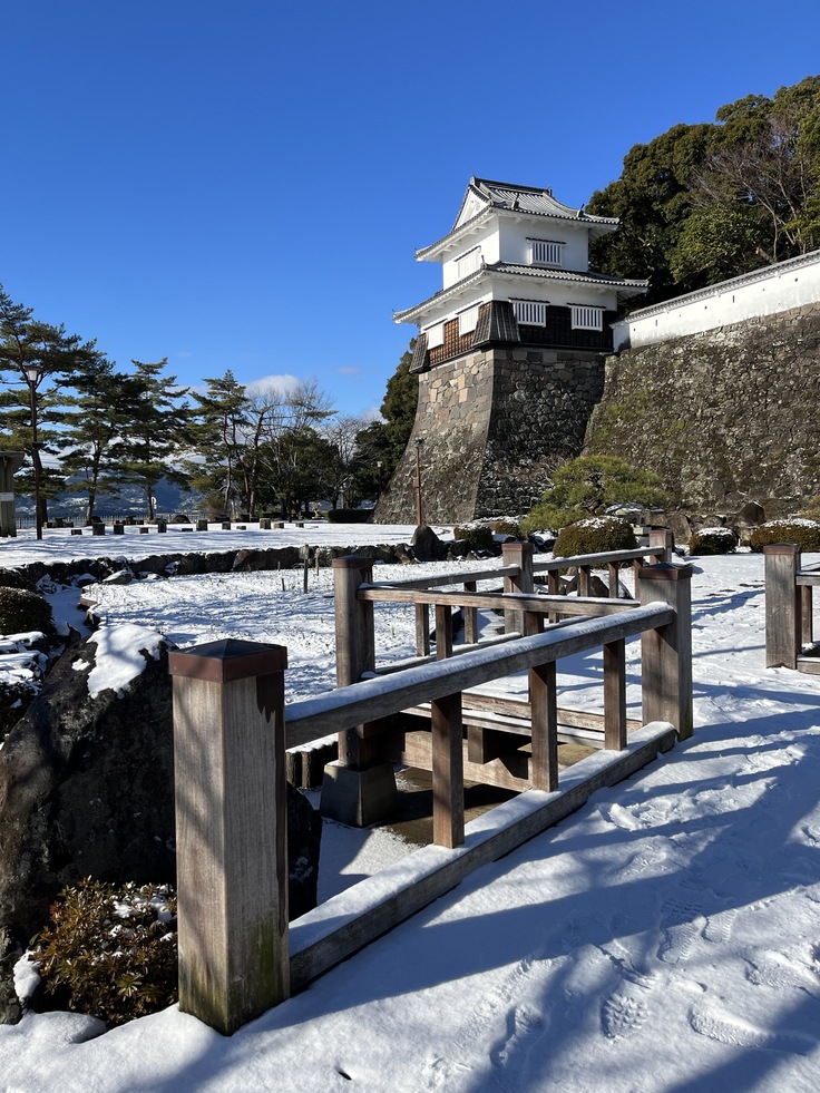 積雪の玖島城跡