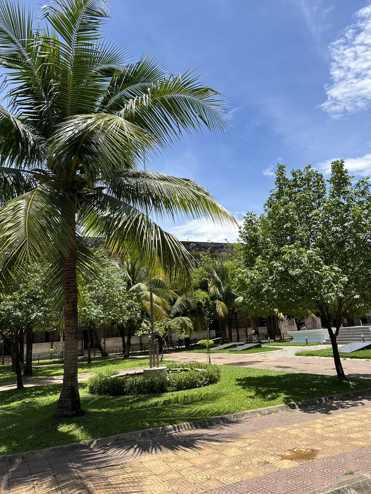 トゥールスレン虐殺博物館