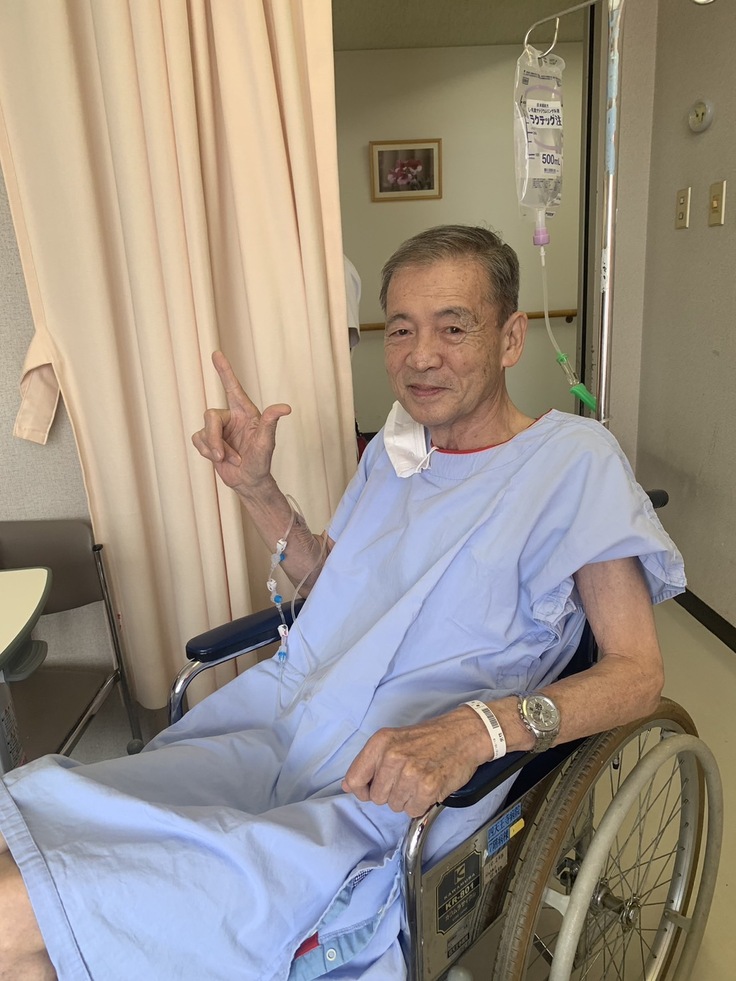 手術室に向かう前の父