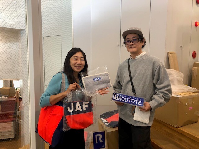 商品引取りの様子