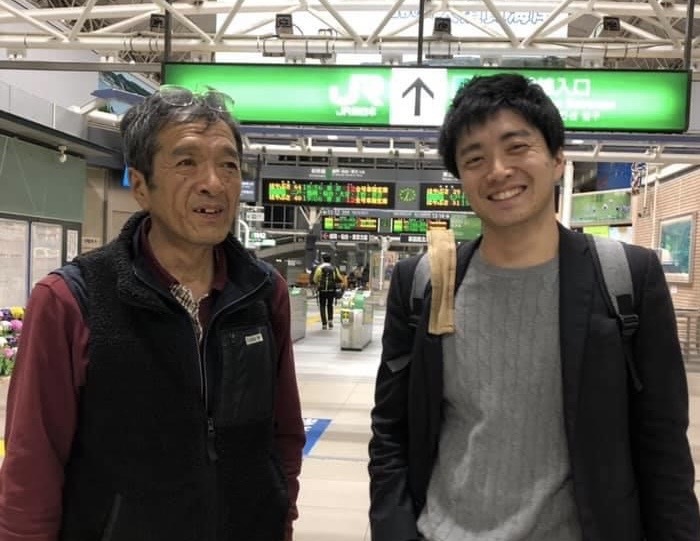 休学騒動から数年後の父との写真