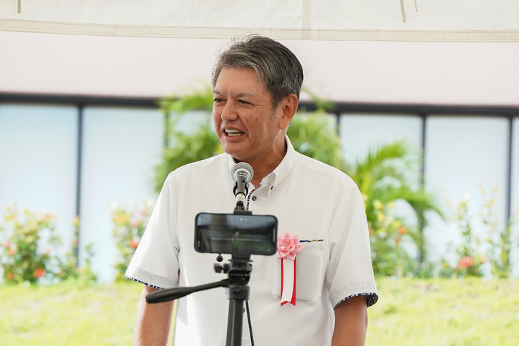 ご支援者を代表し、光文堂コミュニケーションズ取締役会長 金城義輝様よりご挨拶いただきました