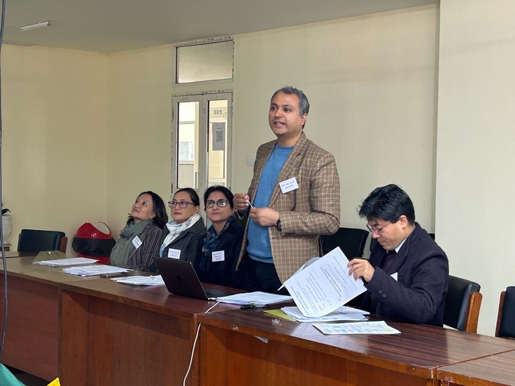 コアトレーナーになるネパールの医師が積極的に意見交換