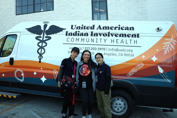 物資支援に訪れたアメリカ先住民コミュニティUnited American Indian Involvement Inc.での写真.JPG