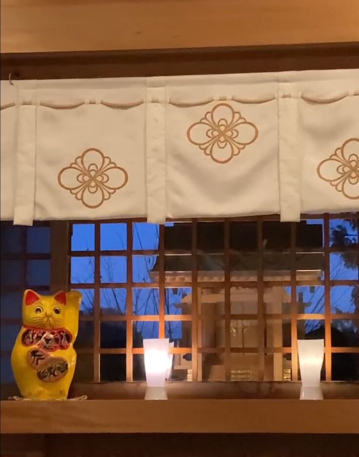 飯田市　冨士山稲荷神社の猫神社