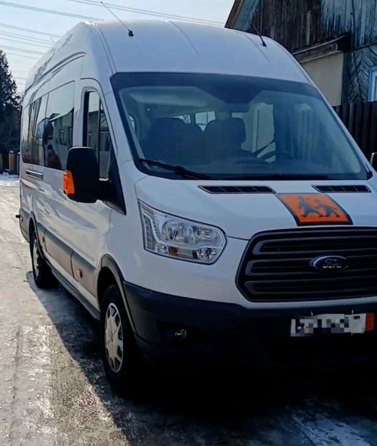 「ウクライナの特別支援学校に車椅子対応の車両を届ける」支援