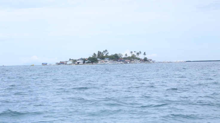 パンダノン島の全景