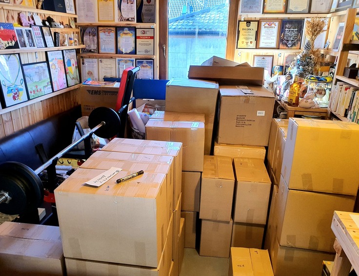 ウクライナの6地域、そしてポーランドに避難している子ども達への支援物資