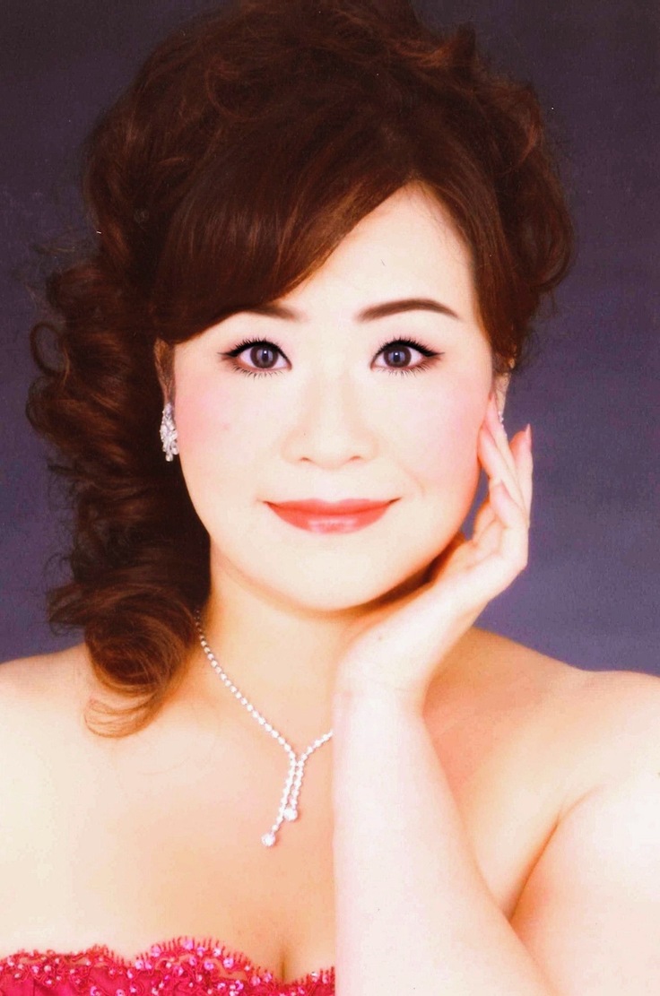 サントゥッツァ役 西原綾子さん