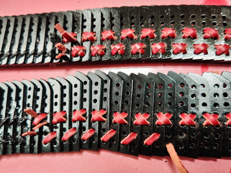 𩊱（しころ）の菱縫（ひしぬい）に取り掛かります