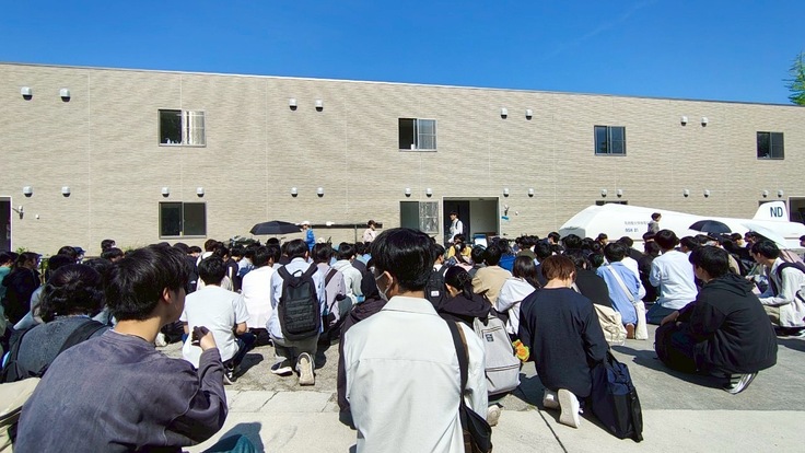 全戸ビラの説明を受ける実行委員