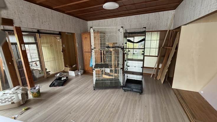 砂壁からお洒落な板壁へ