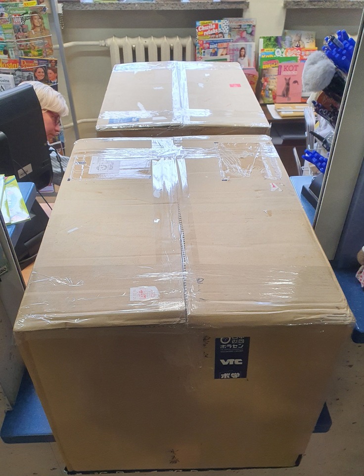 日本の「ウクライナの子ども達を支える会」に子ども達の絵画95点を郵送