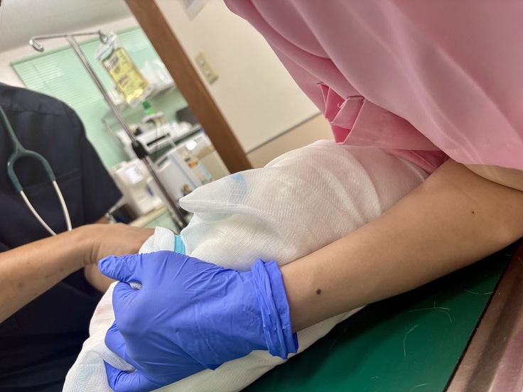 点滴をスタートし入院