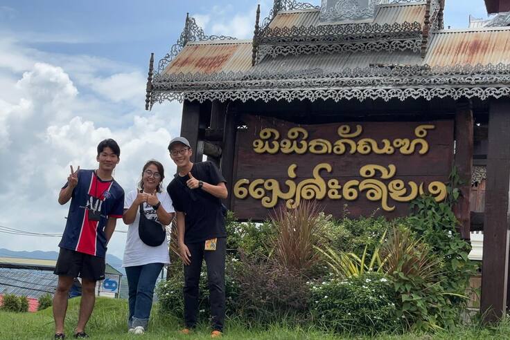 写真右から外山、Aareewan、後任の日本語パートナーズ13期橋本さん