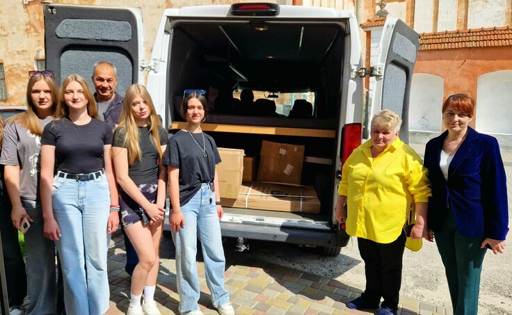 テルノーピリ州クレメネチ市にある公立第1小学校に支援物資が届きました